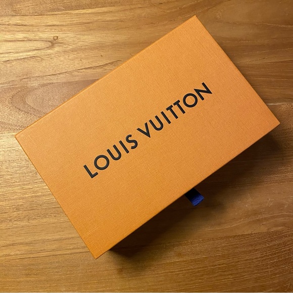 Louis Vuitton accessories box and pouch - Picture 1 of 12
